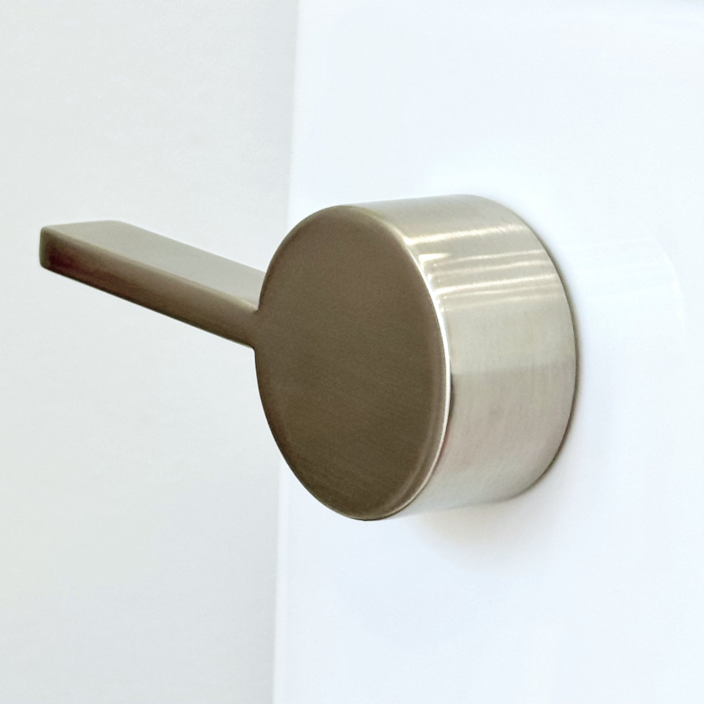Color Handles: Glossy Gold, Matte Gold, Brushed Nickel, Matte Black