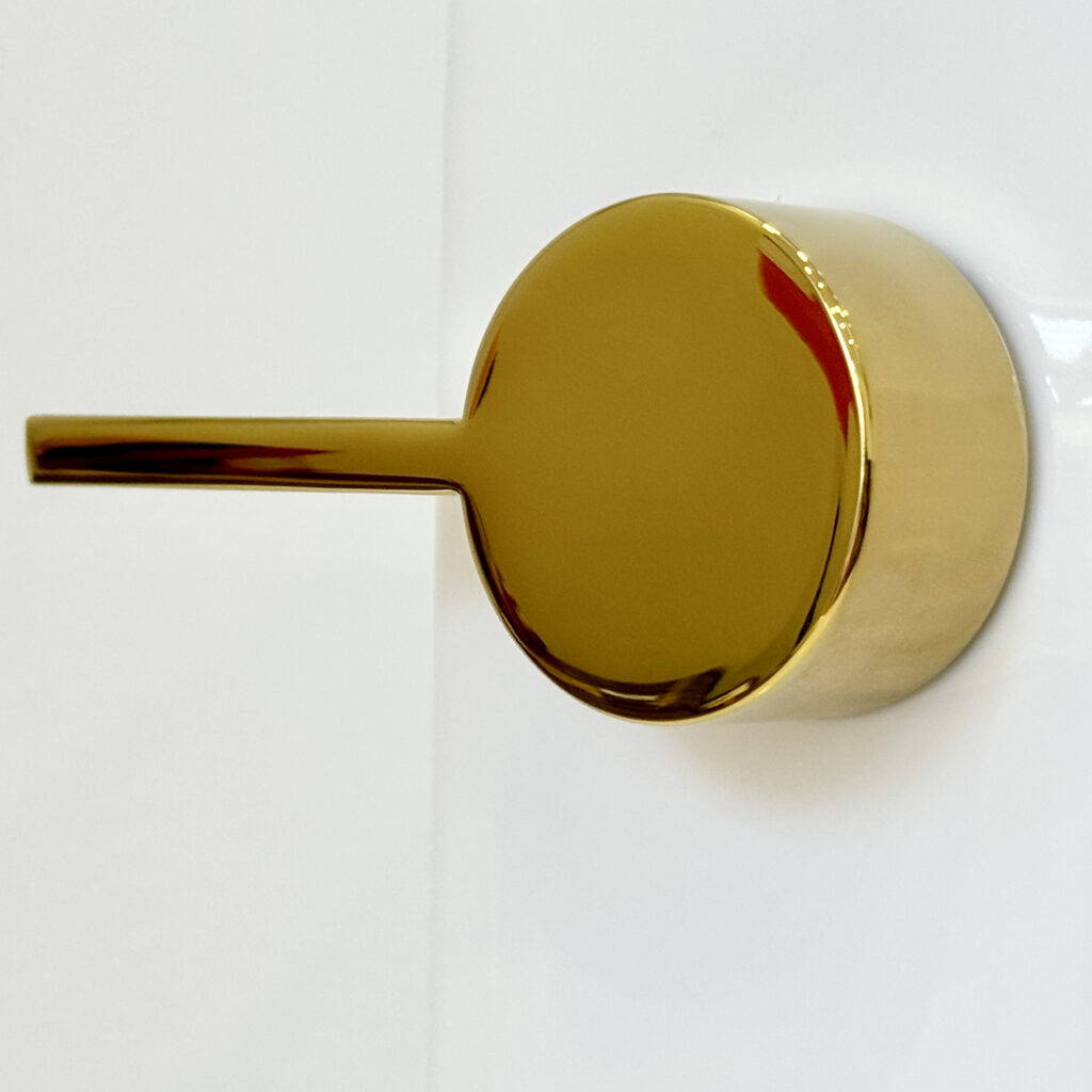 Glossy Gold: This finish brings a touch of luxury and elegance to your bathroom. The shiny, reflective surface catches the light beautifully, adding a sense of opulence and sophistication. Glossy Gold is perfect for those who want to create a glamorous and high-end look.